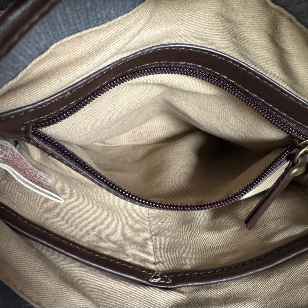 Lucky Brand Purse - Picture 6 of 6